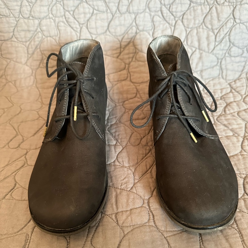 Dansko Joy Chukka Boots, Black,  size 40